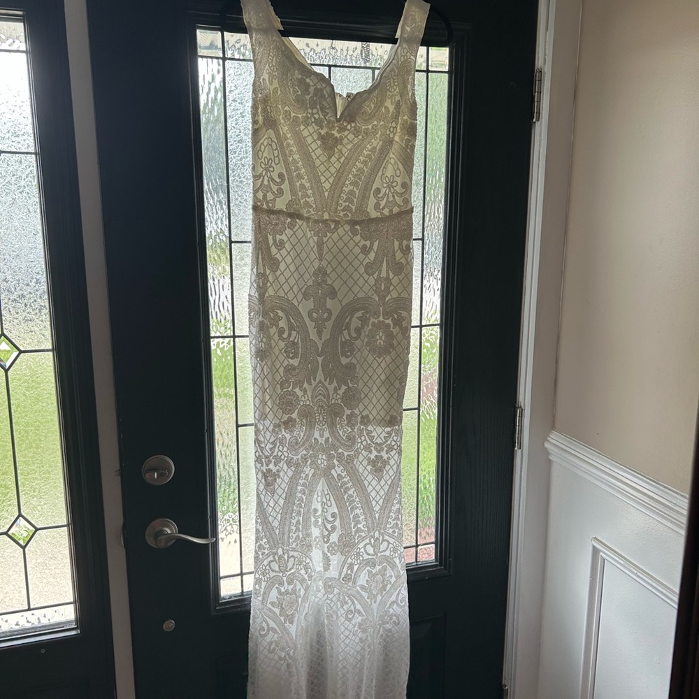 Elegant White Lace Dress